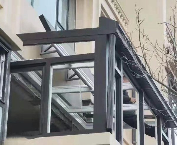 怎样选择适合自家的邹城系统门窗生产厂家？